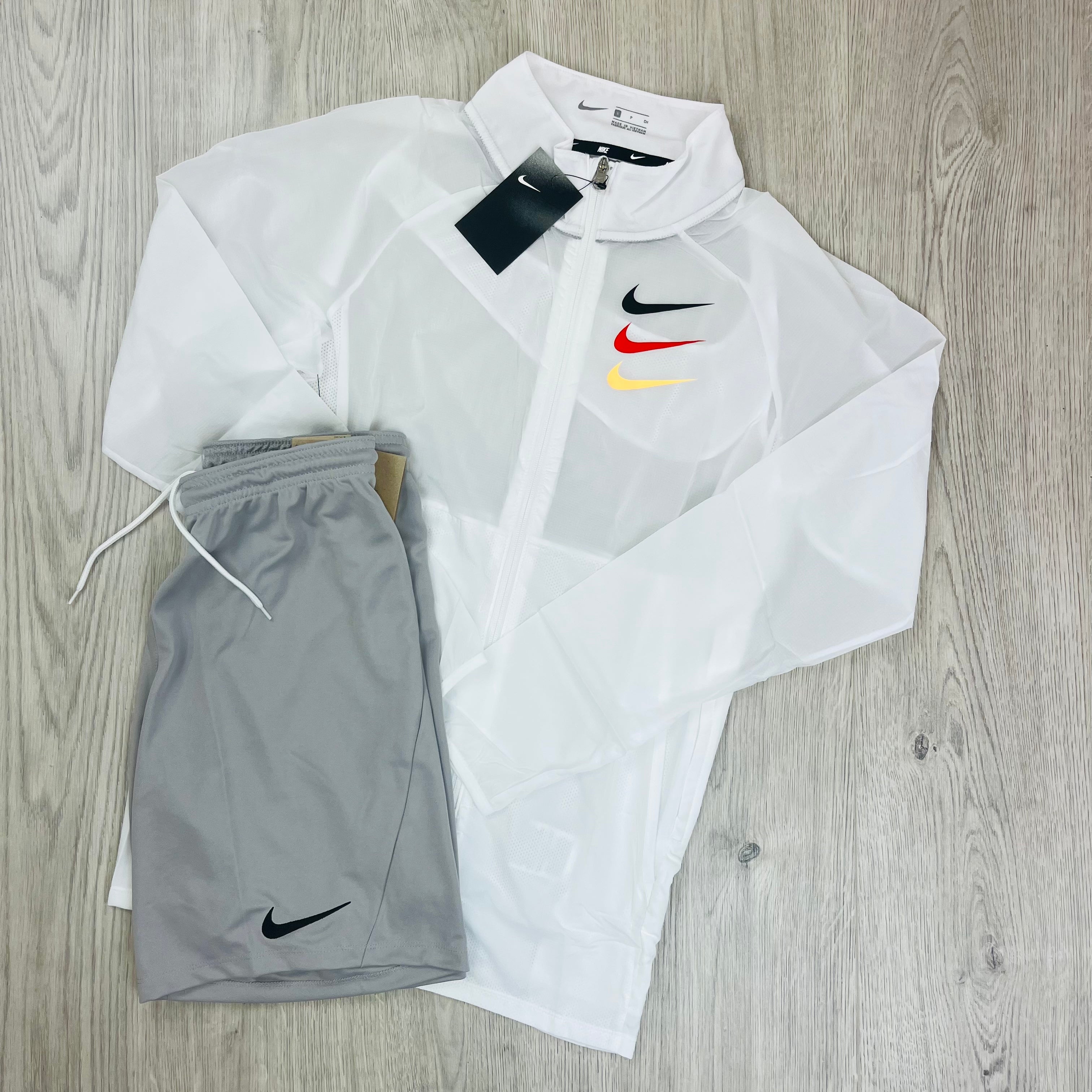 Nike Swoosh Set