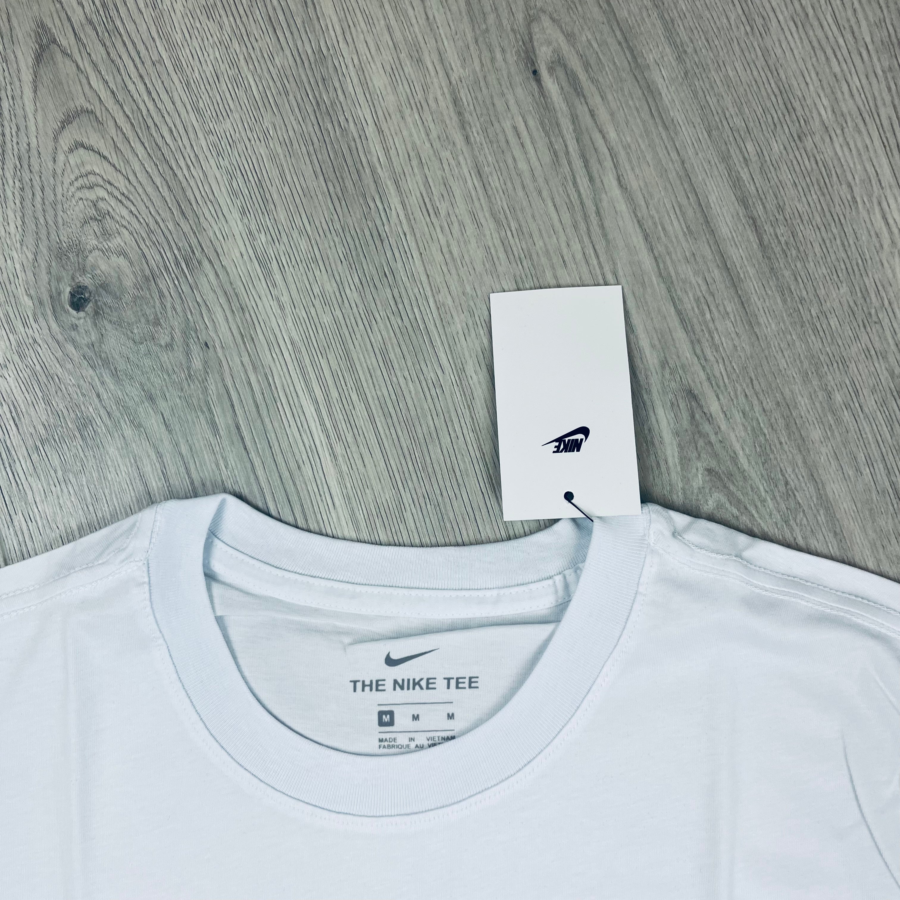 Nike Swoosh T-Shirt