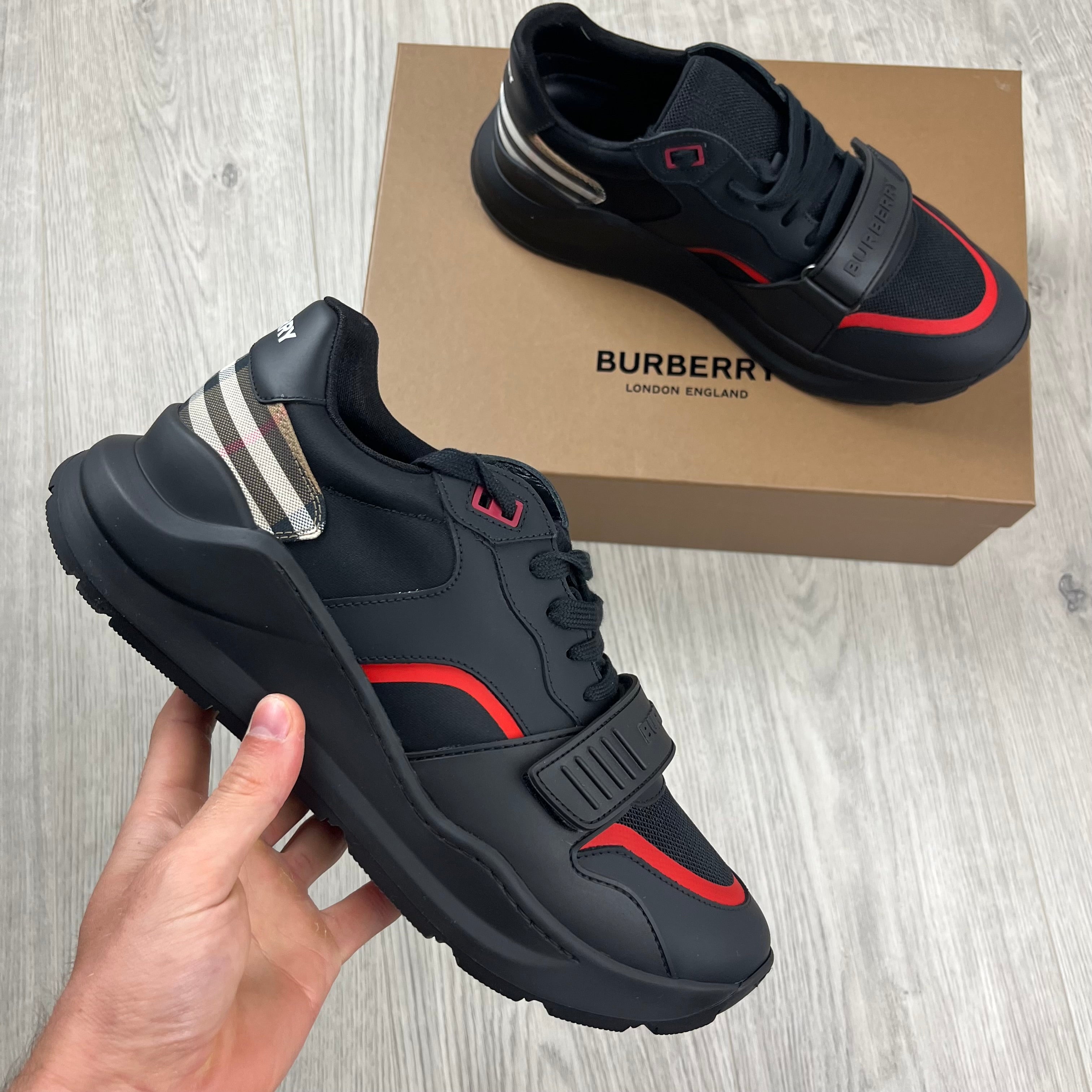 Burberry Ramsey Sneaker - Black