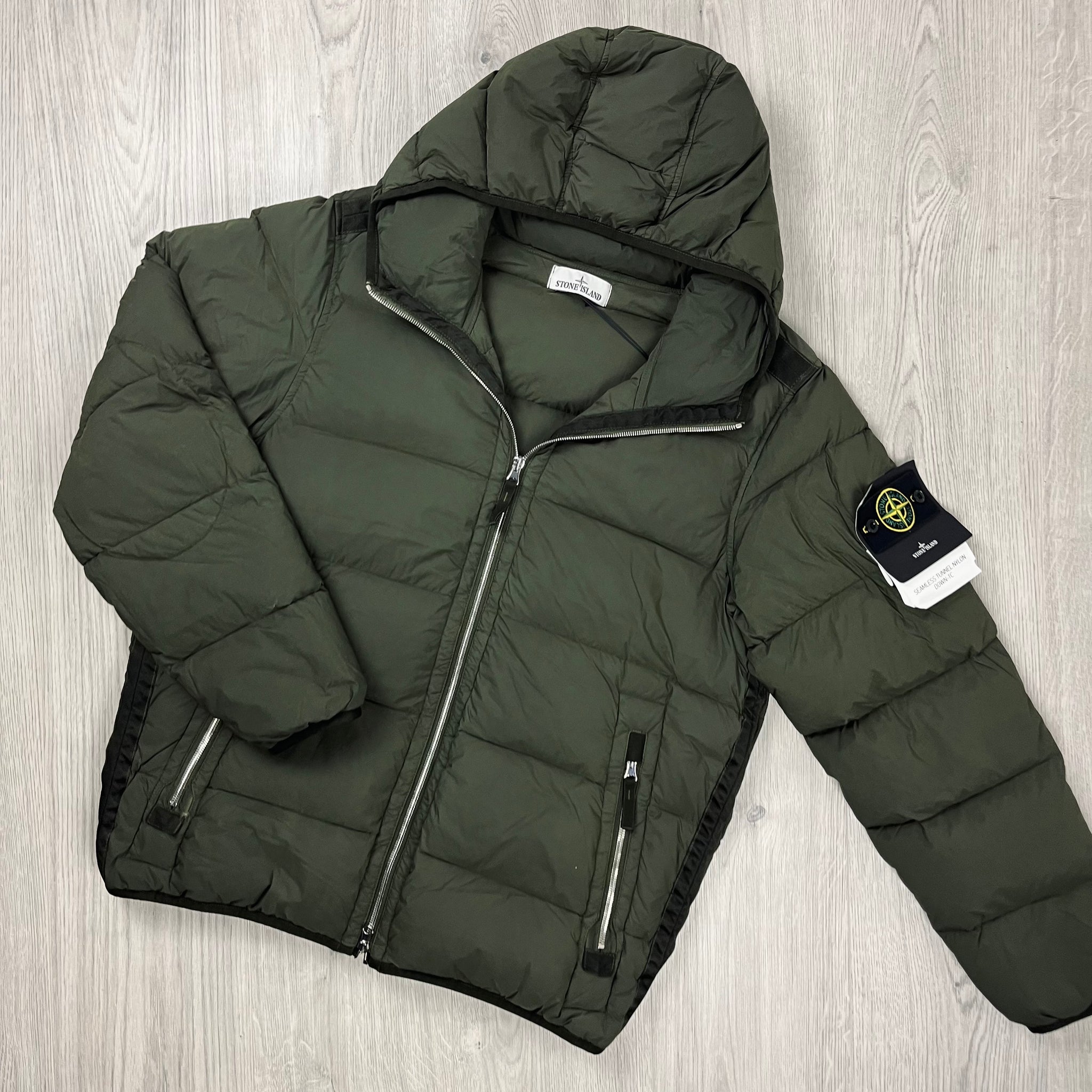 Stone island 2025 puffer jacket green