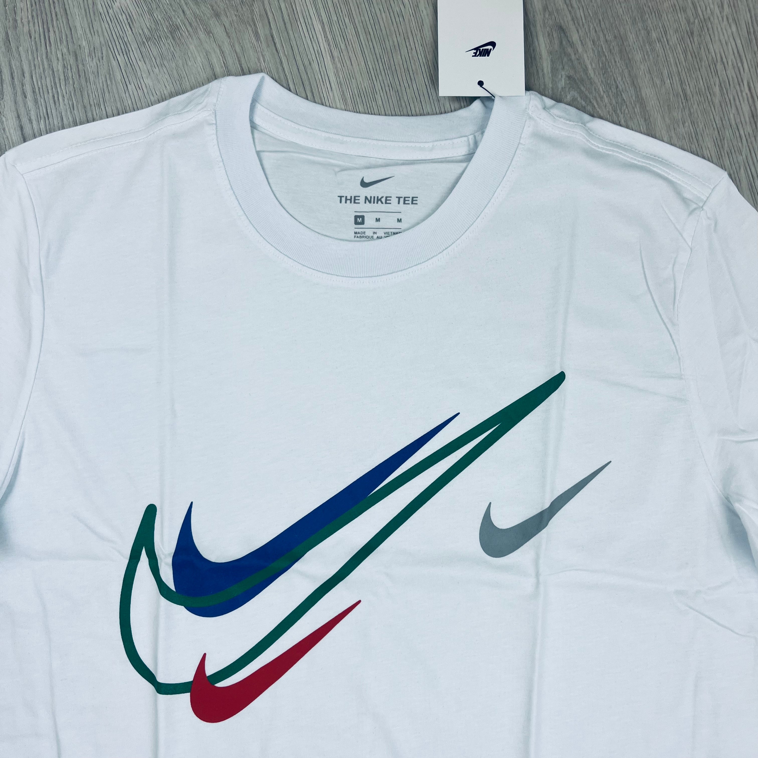 Nike Swoosh T-Shirt