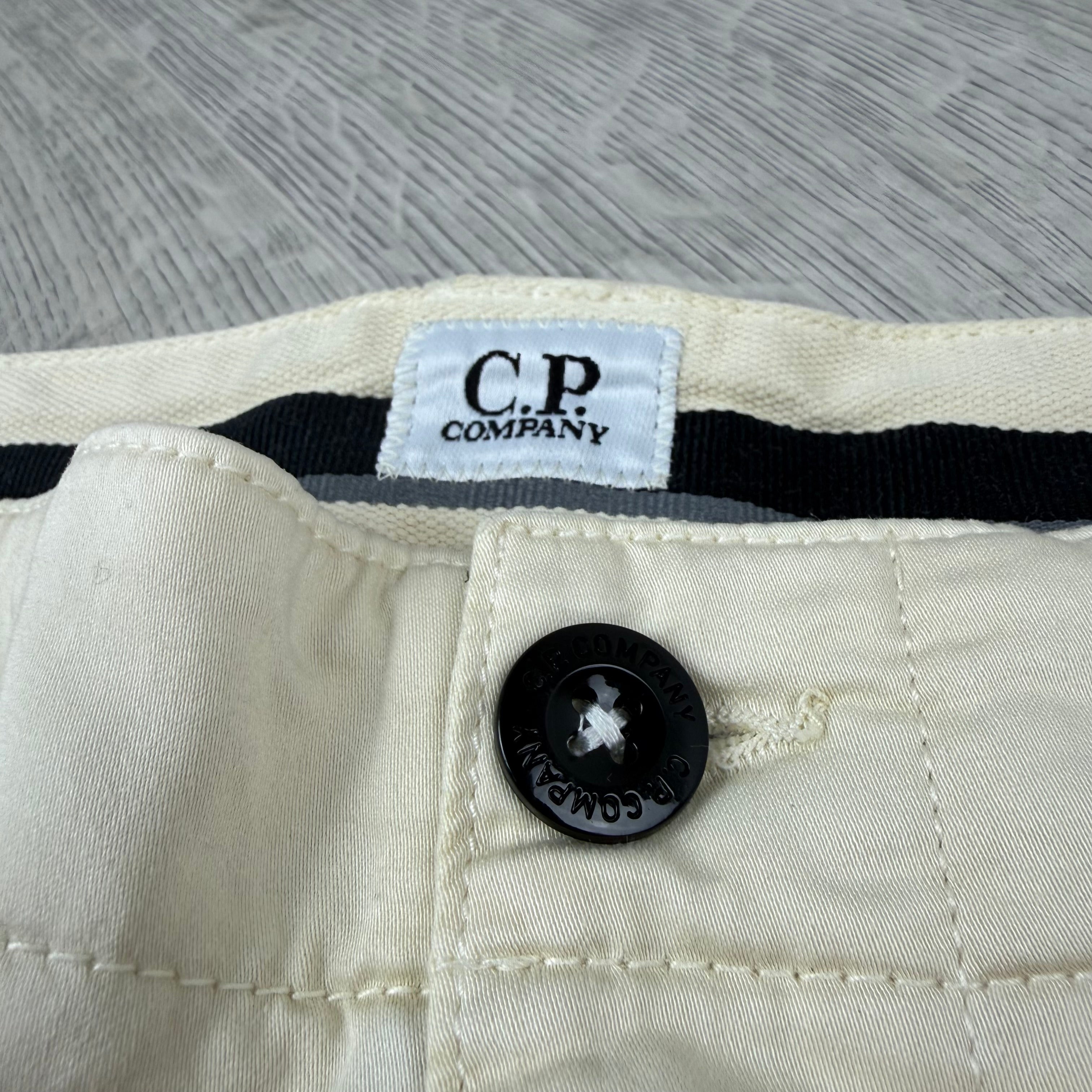 CP Company Cargo Shorts - Frozen Dew