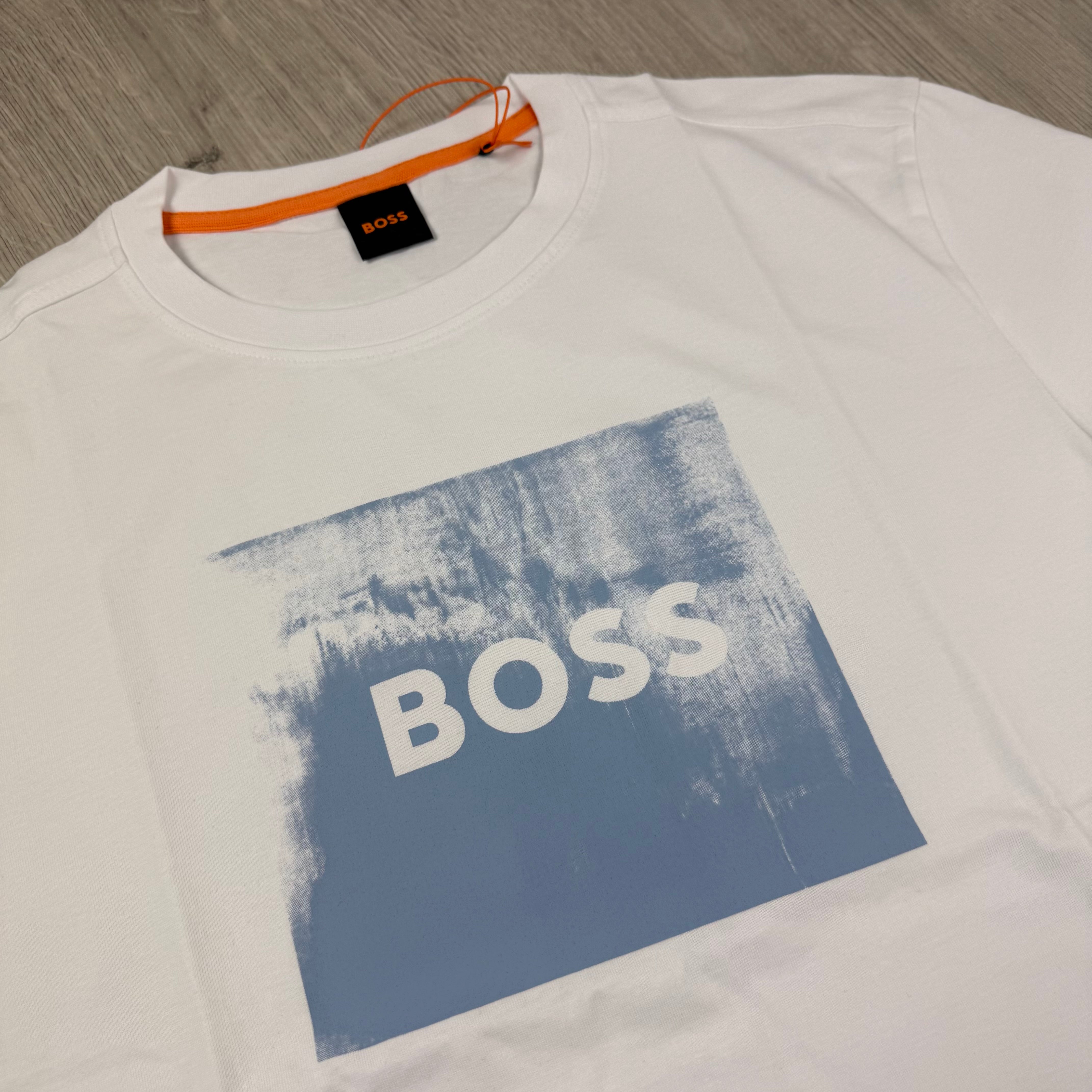 Hugo Boss Wheel T-Shirt - White