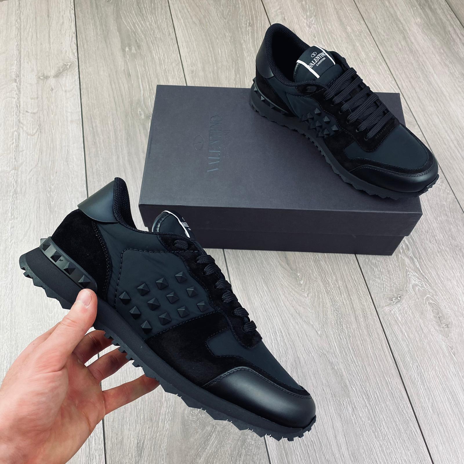 Valentino on sale sneakers rockstud