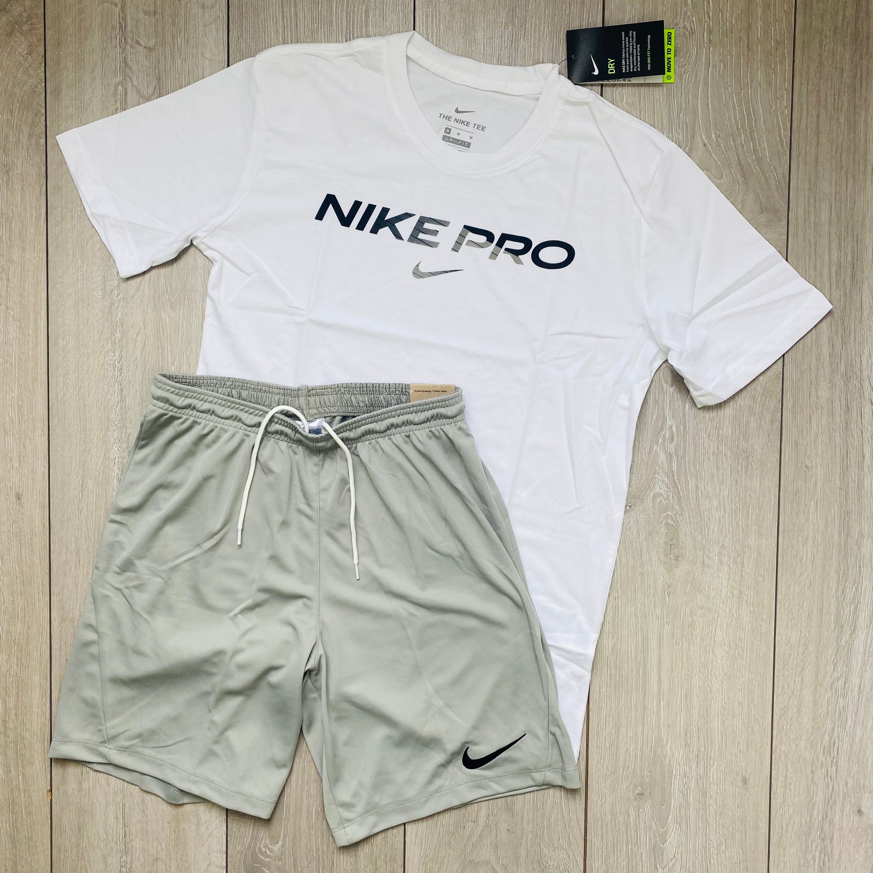 Nike Dri-Fit Pro Set - White/Grey