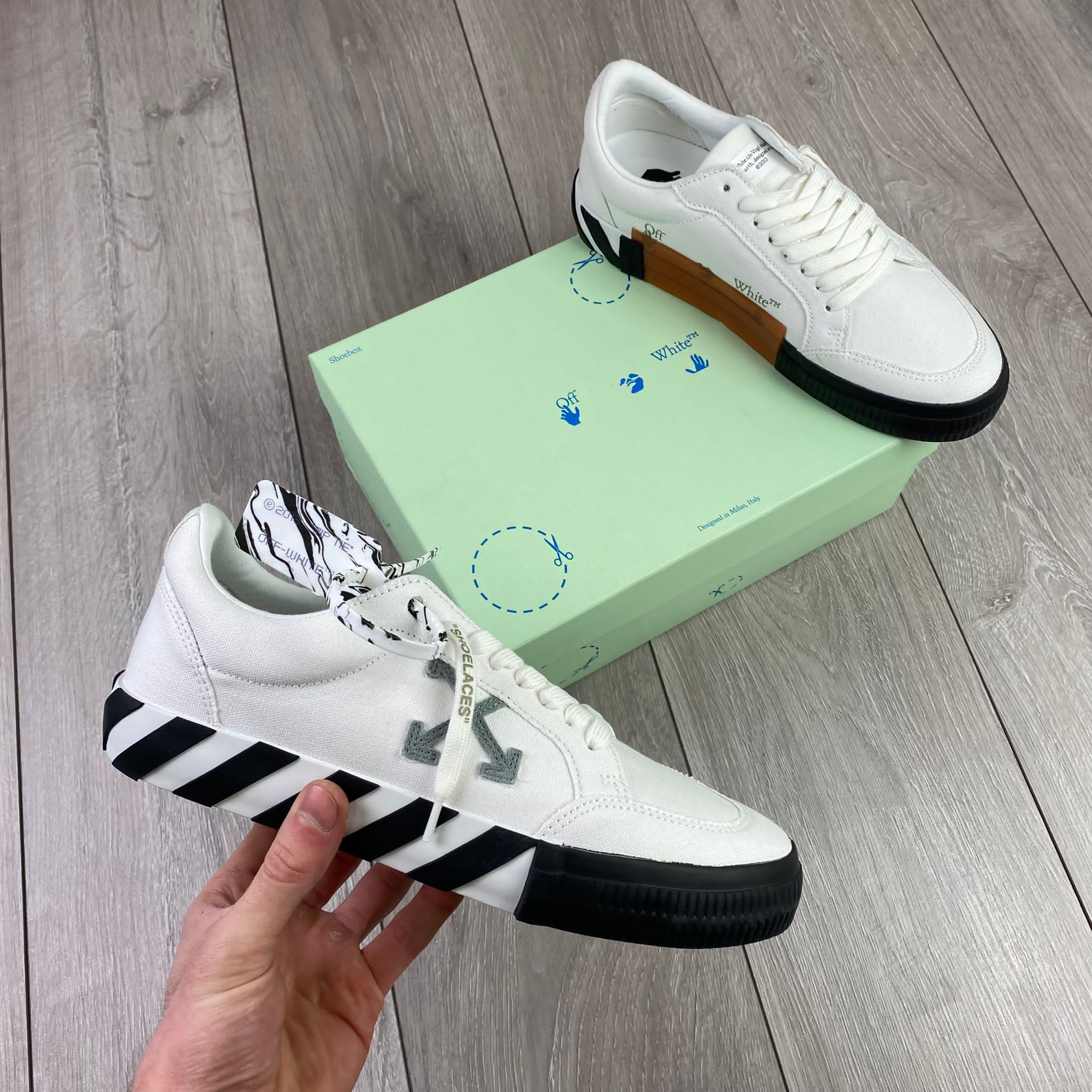 Off white vulc low on clearance feet