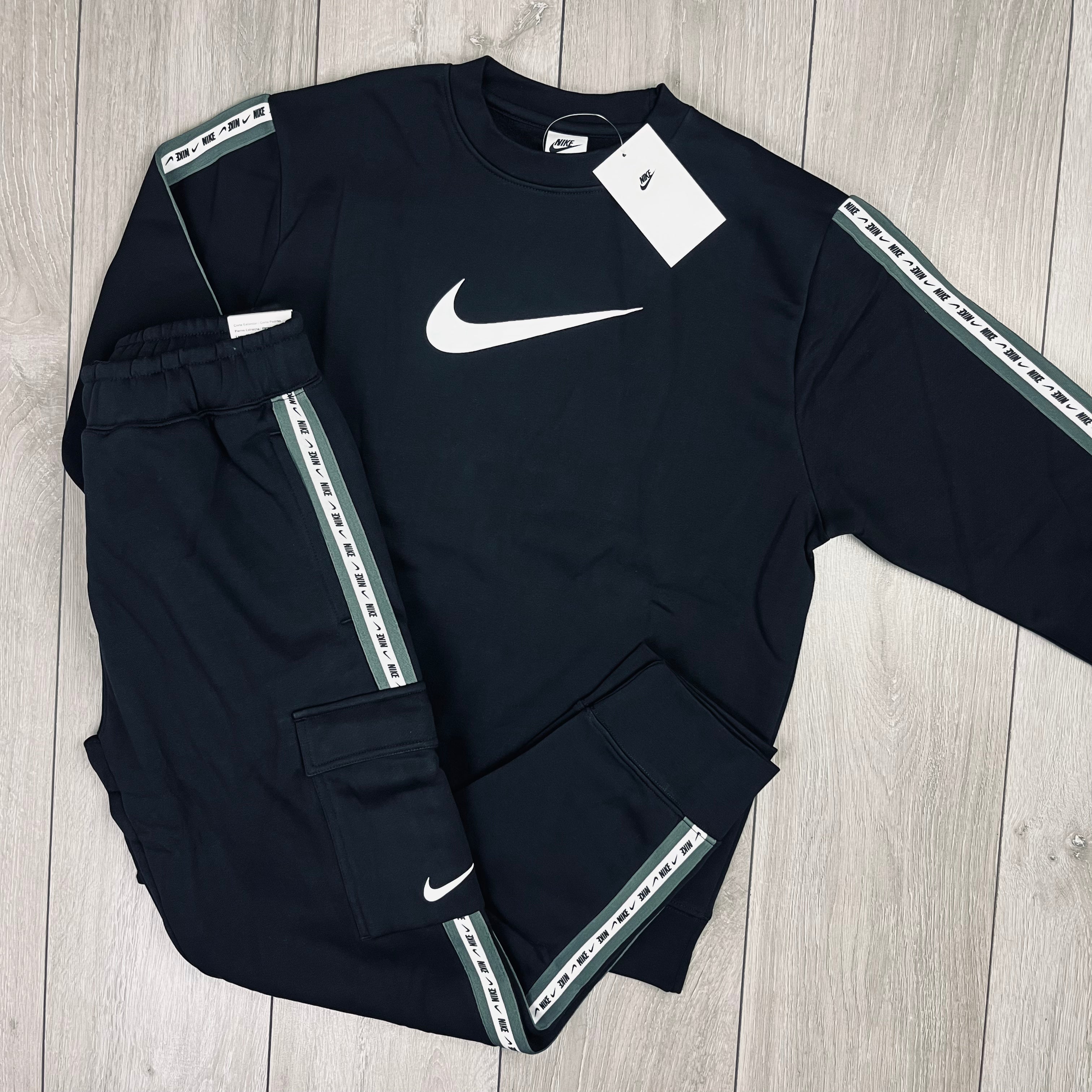 Nike Repeat Tracksuit - Black