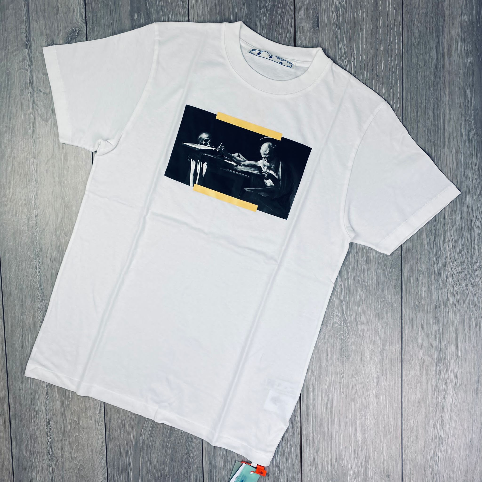 Off white 2025 graphic tee