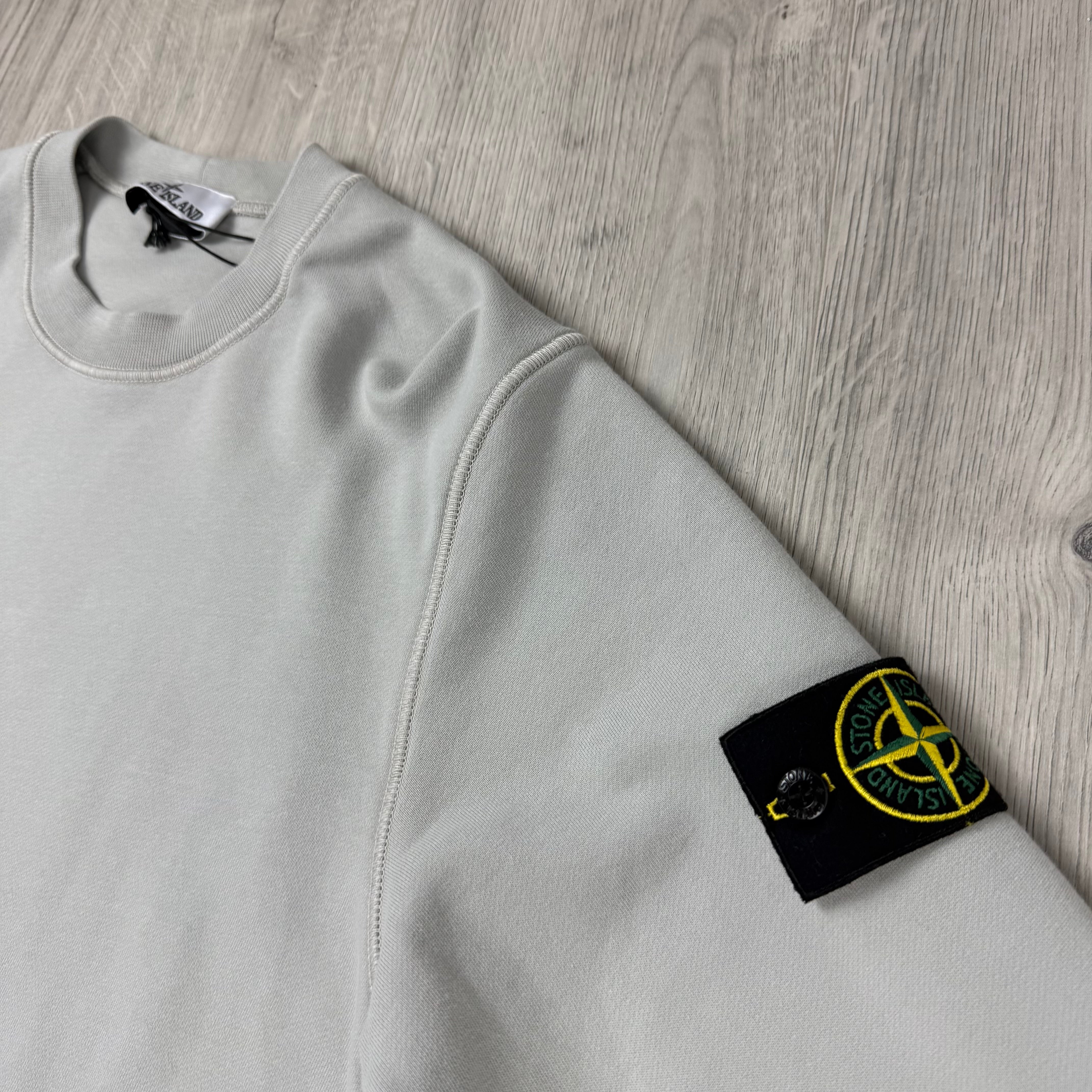 Stone Island | Men's Dyed Sweatshirt | Oleander | Outlet Sale