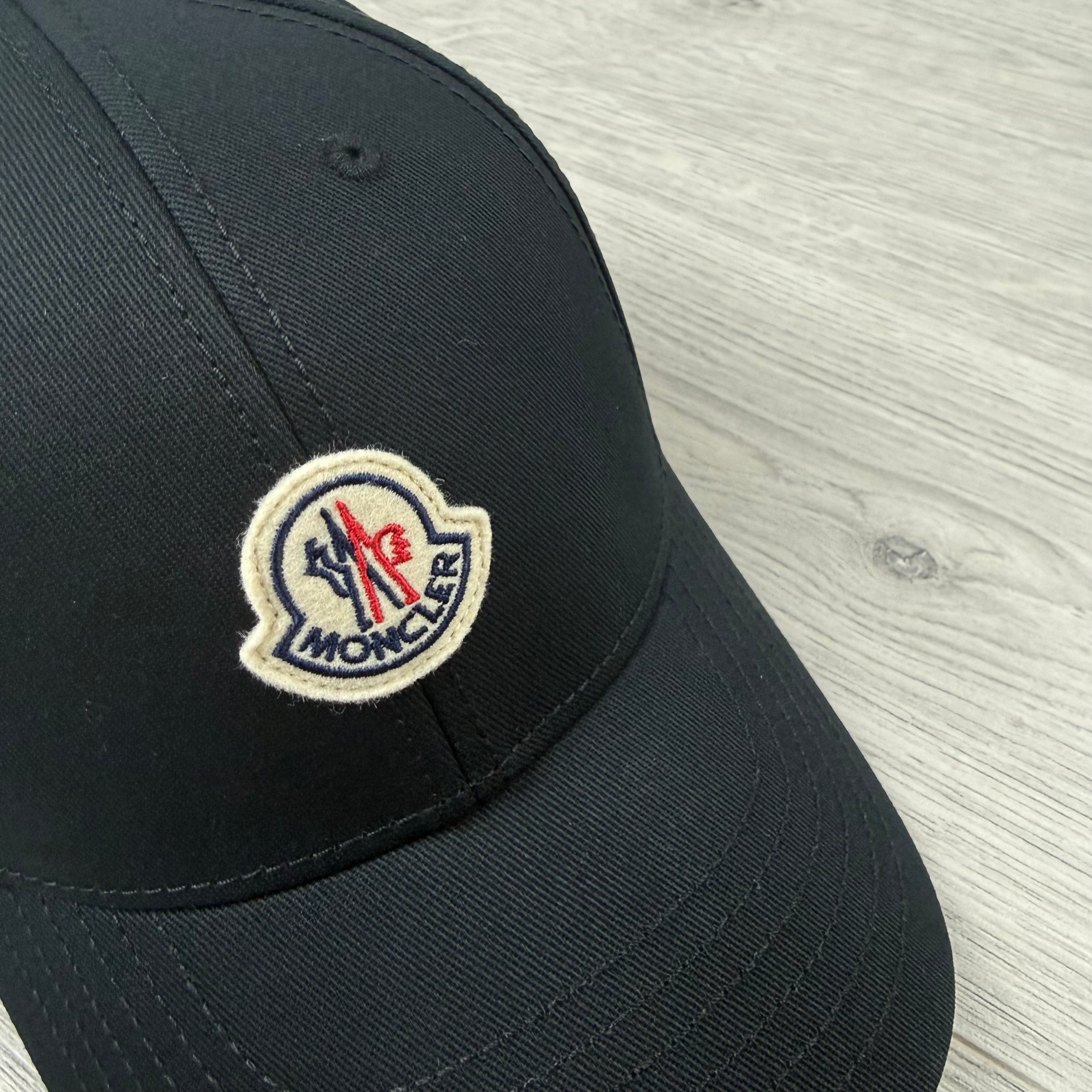 【比較的美品】MONCLER キャップ Moncler Genius | Men's Baseball Cap | Navy Blue | Outlet Sale