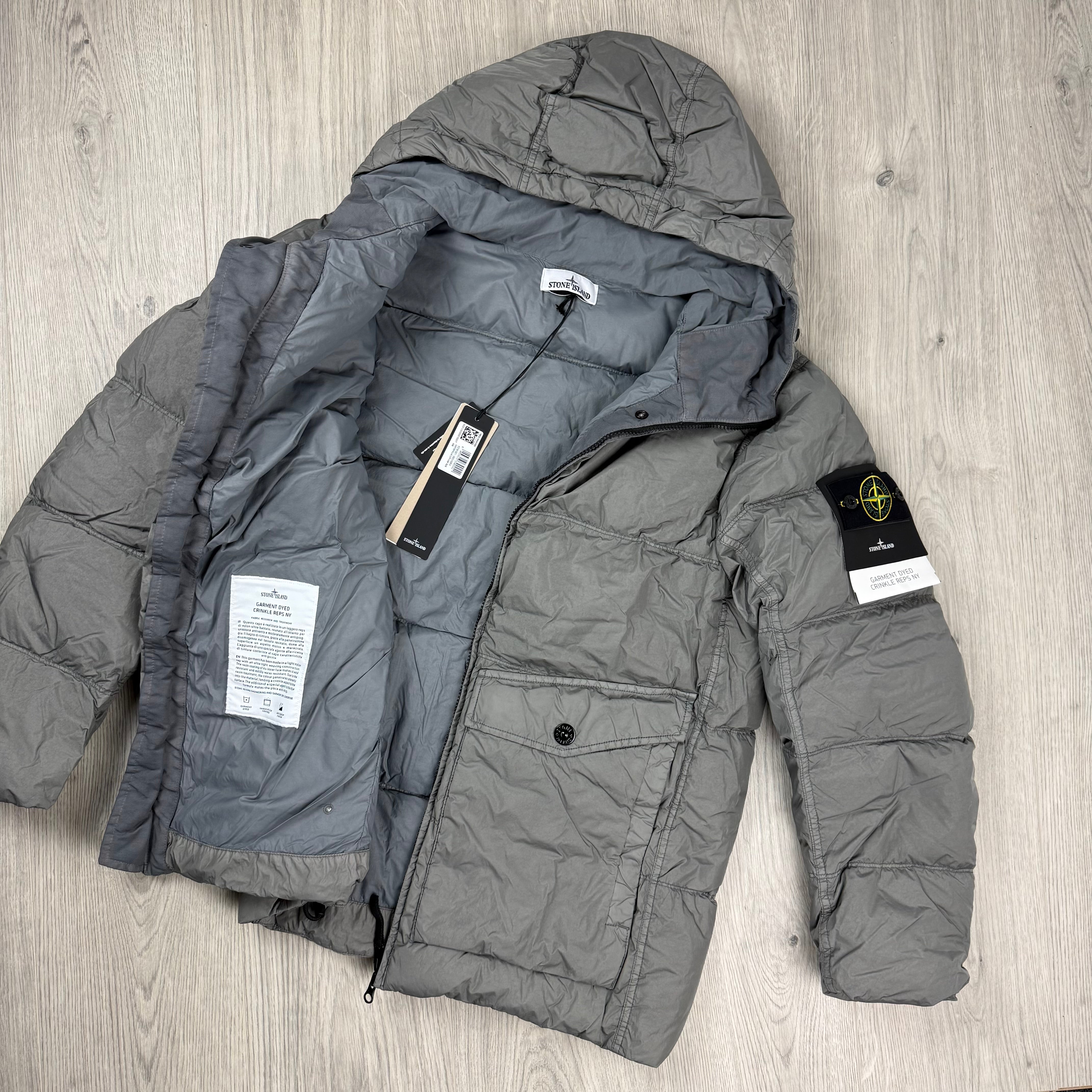 Stone Island | Men's Crinkle Reps Down Jacket | Cement | Outlet Sale