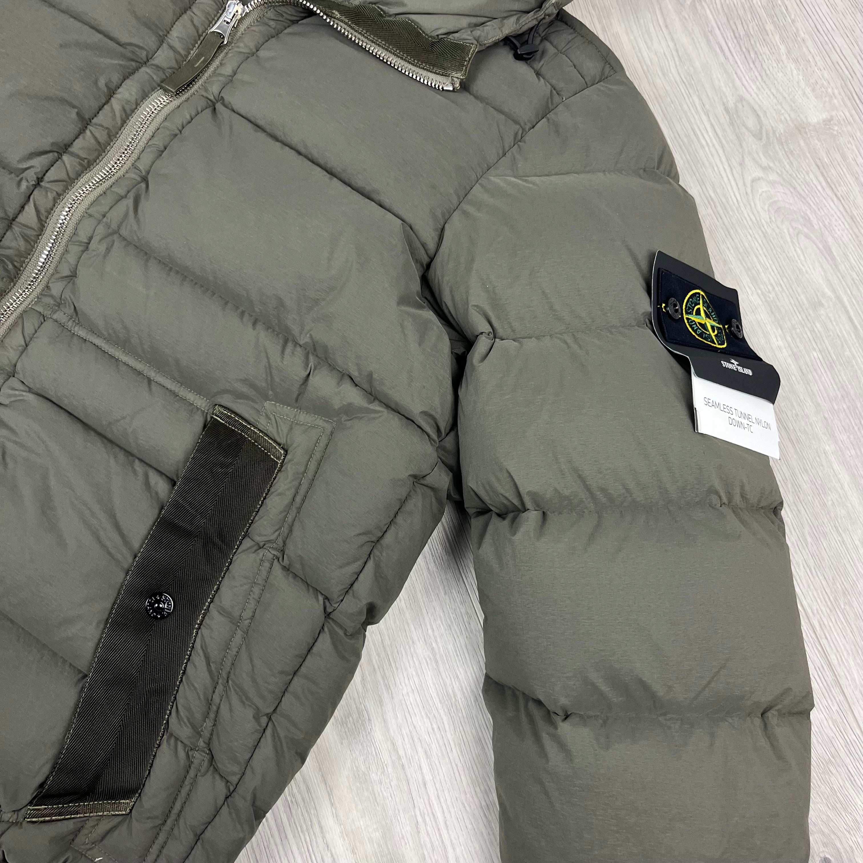 Stone Island | Seamless Down Jacket | Military Green