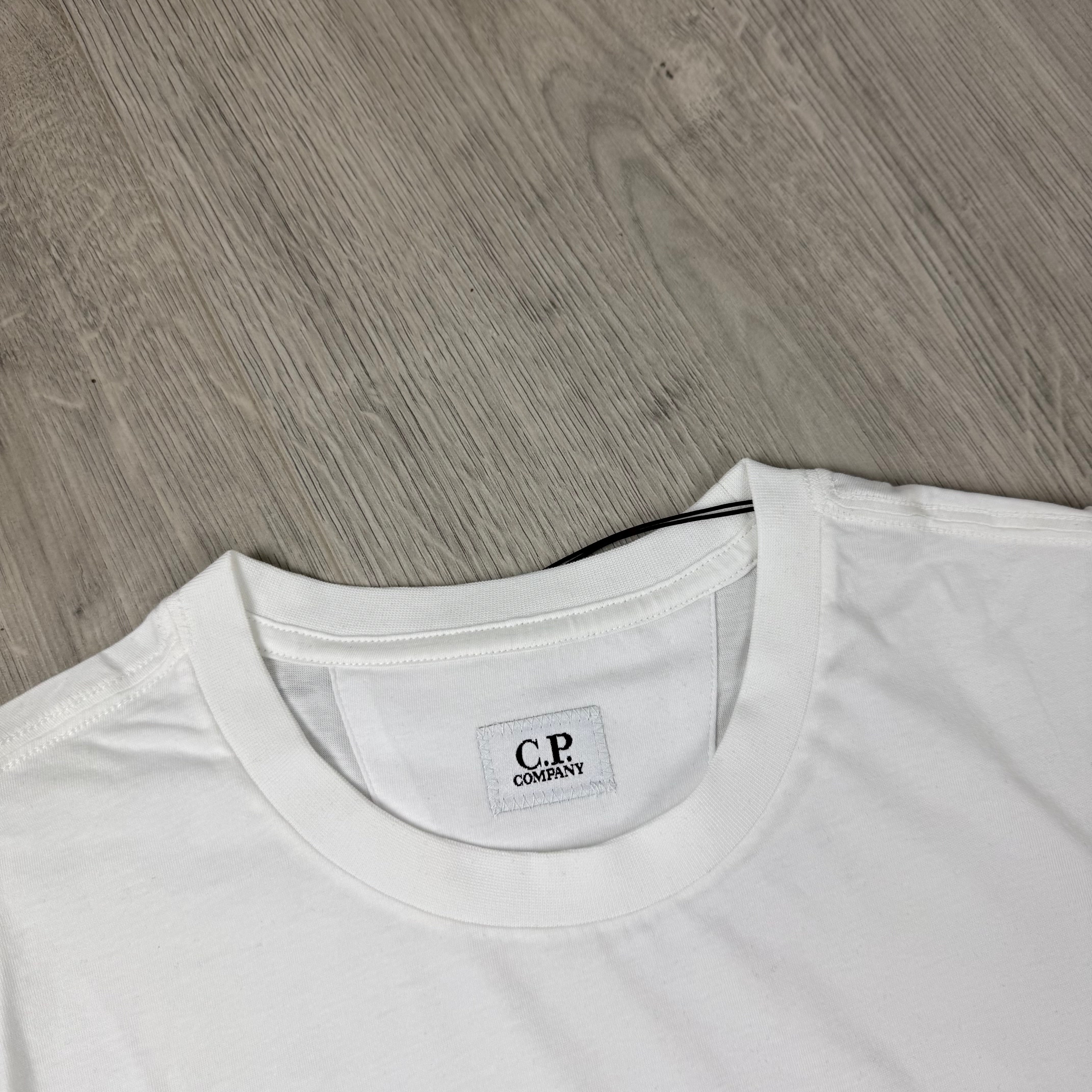 C.P. COMPANY ホワイト Tシャツ CP Company | Men's Stamp T-Shirt | Gauze White | Outlet Sale