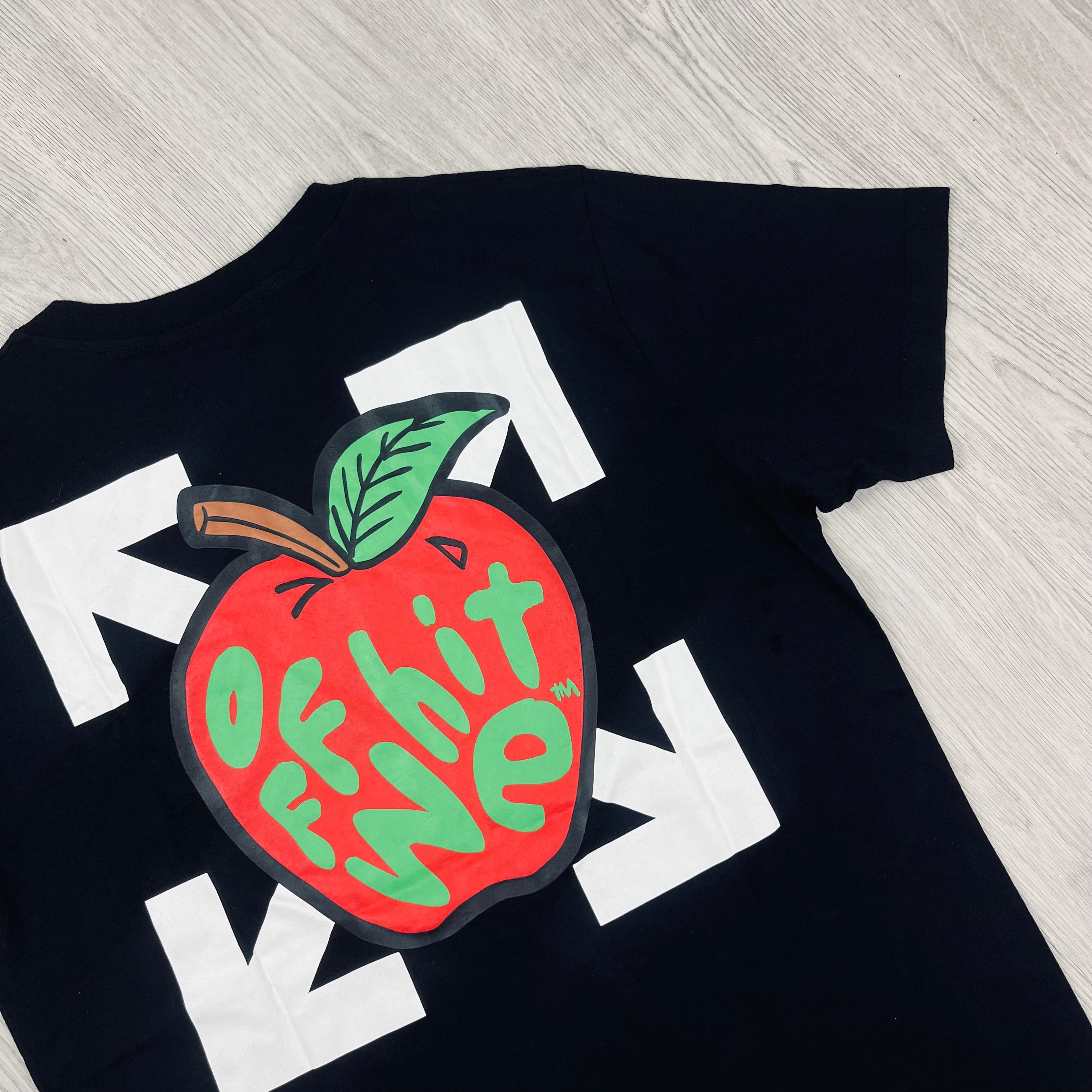 Off-White Apple T-Shirt - Black