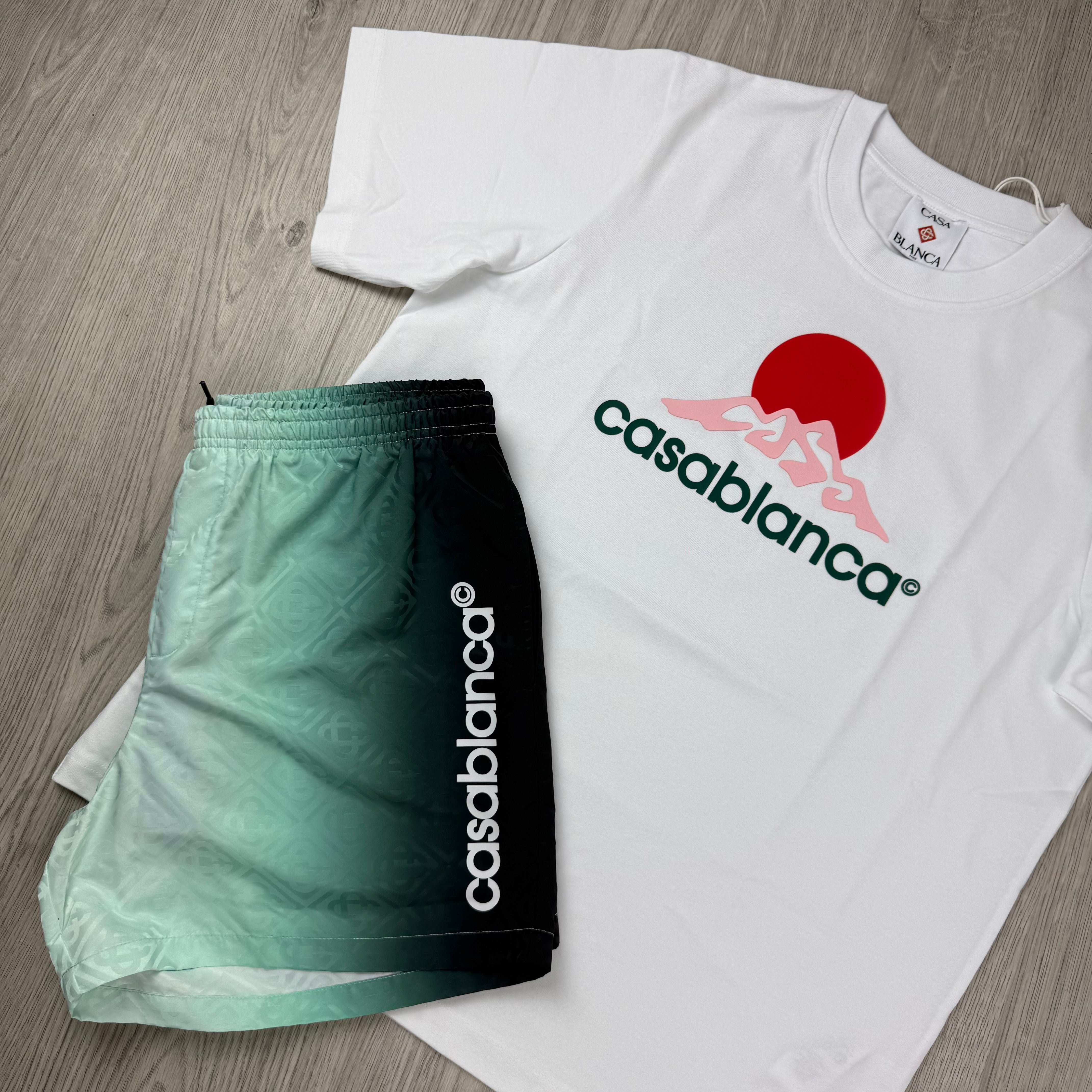 Casablanca Holiday Set - White/Black