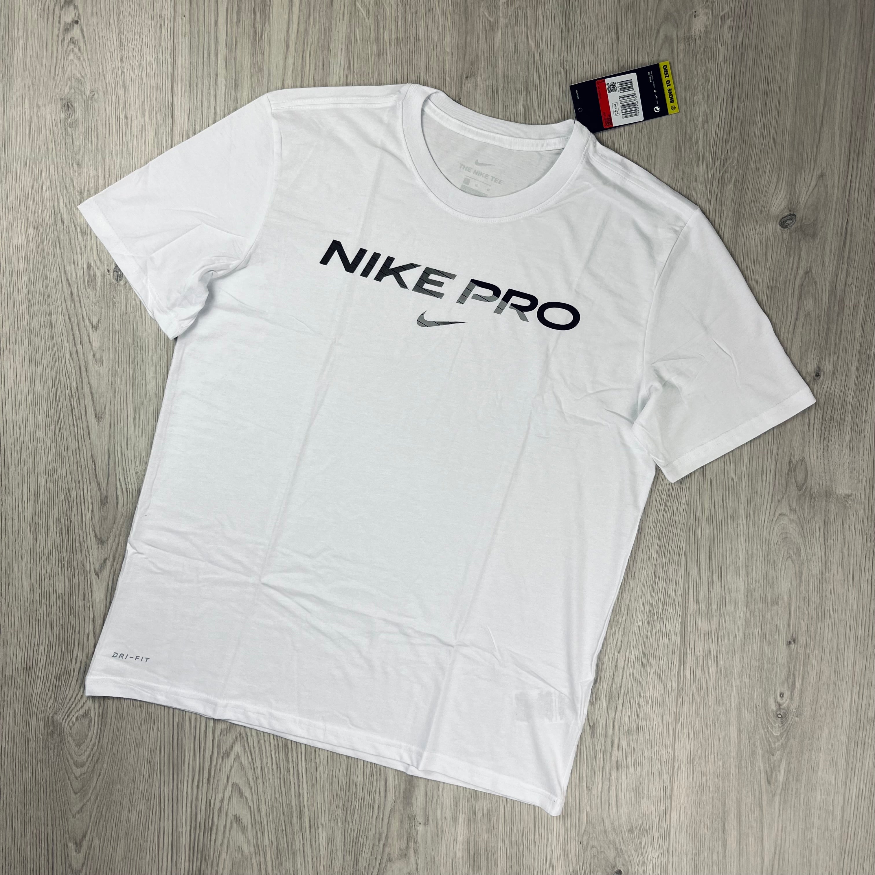 nike move 2 zero tee