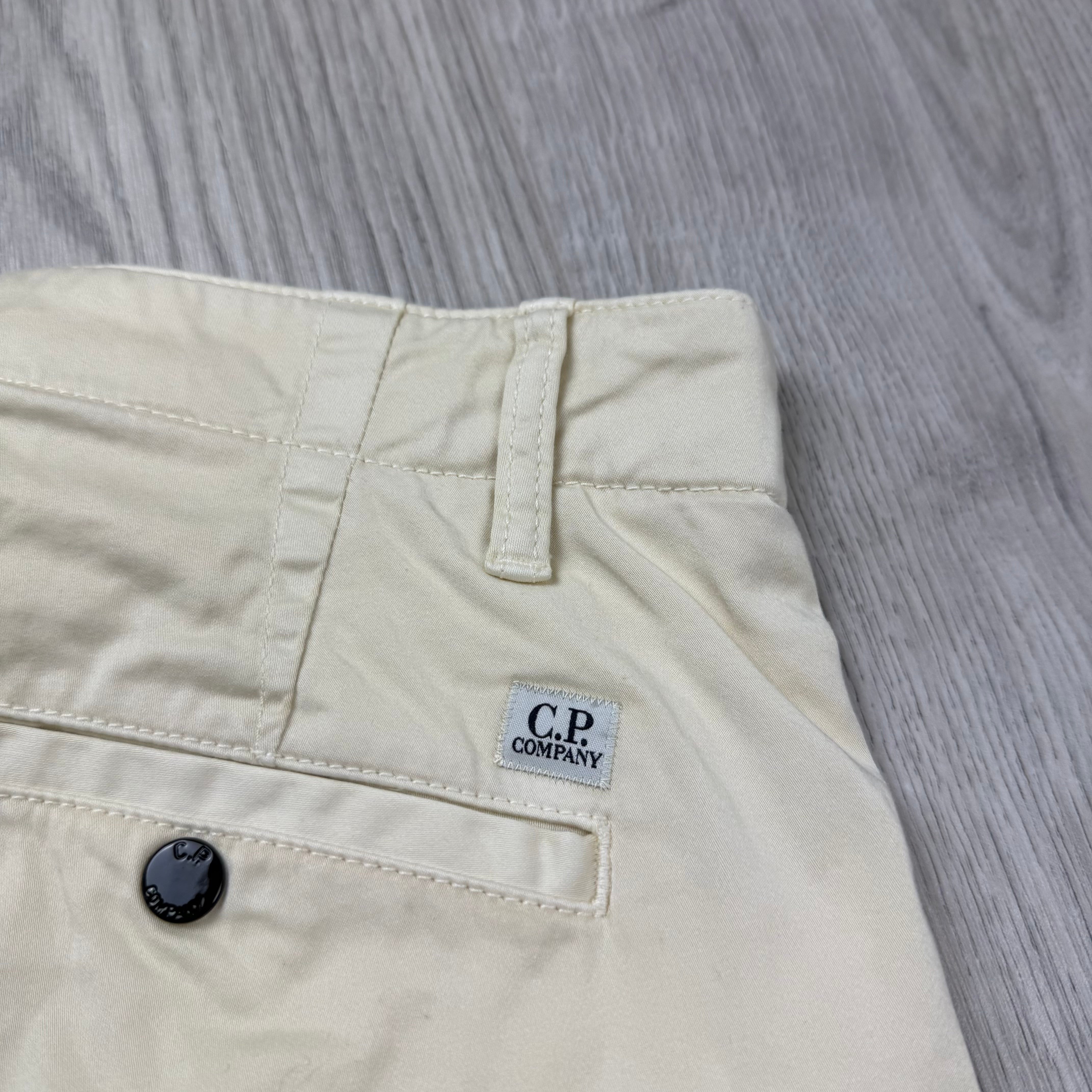 CP Company Cargo Shorts - Frozen Dew
