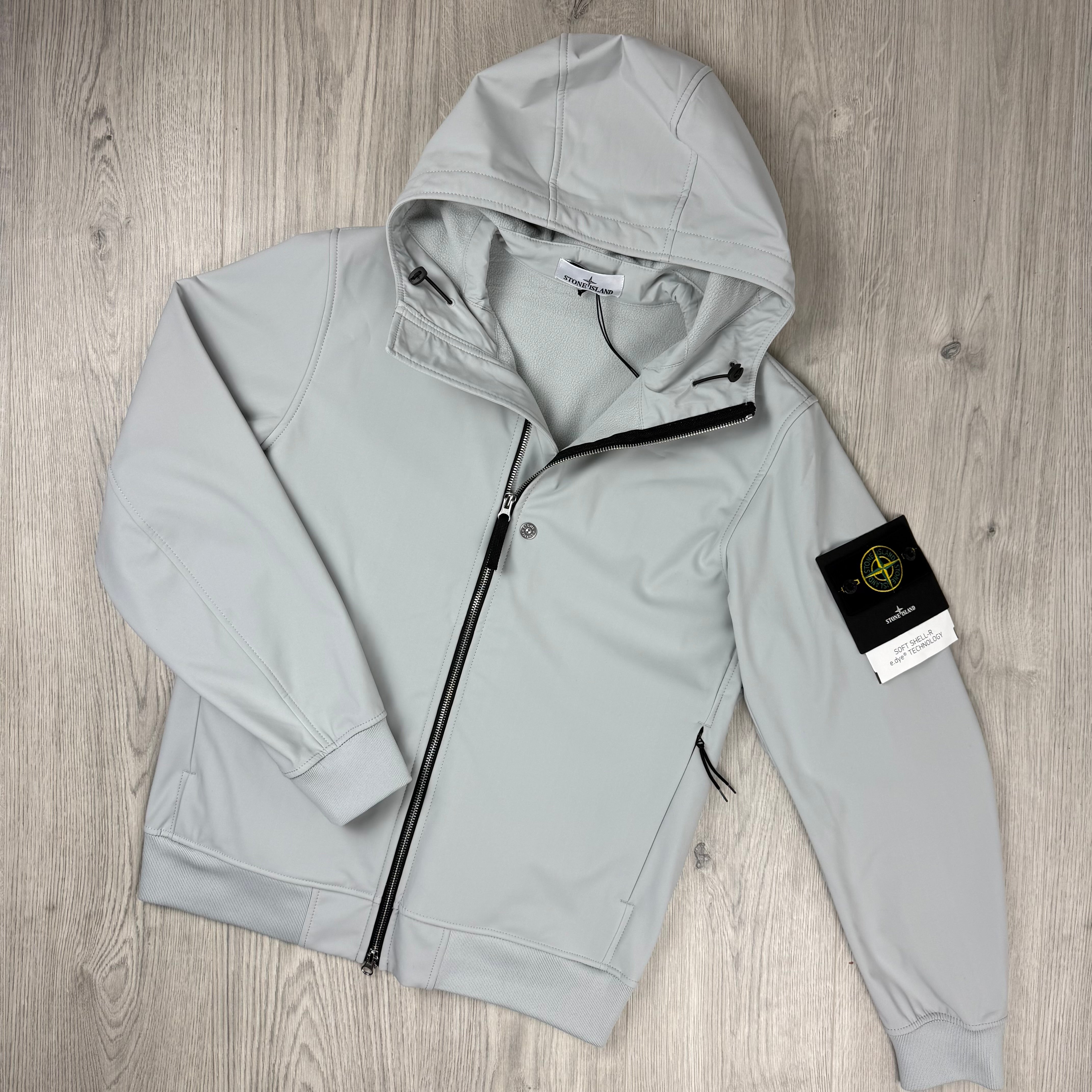 H*i様 STONE  SOFT SHELL-R JACKET Sサ Stone Island Light Soft Shell R Jacket Stone Island Light Soft