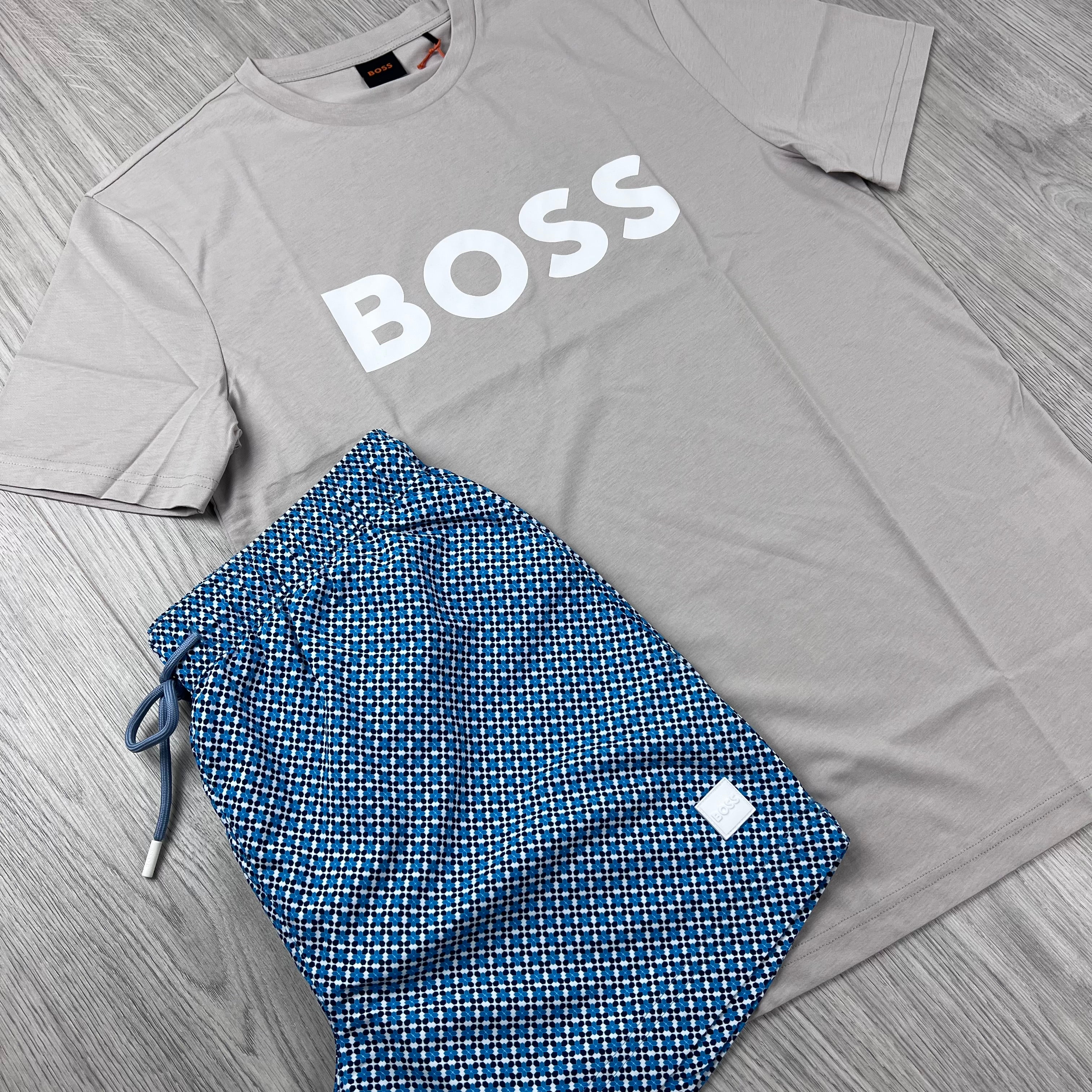 Hugo Boss Holiday Set - Grey/Blue