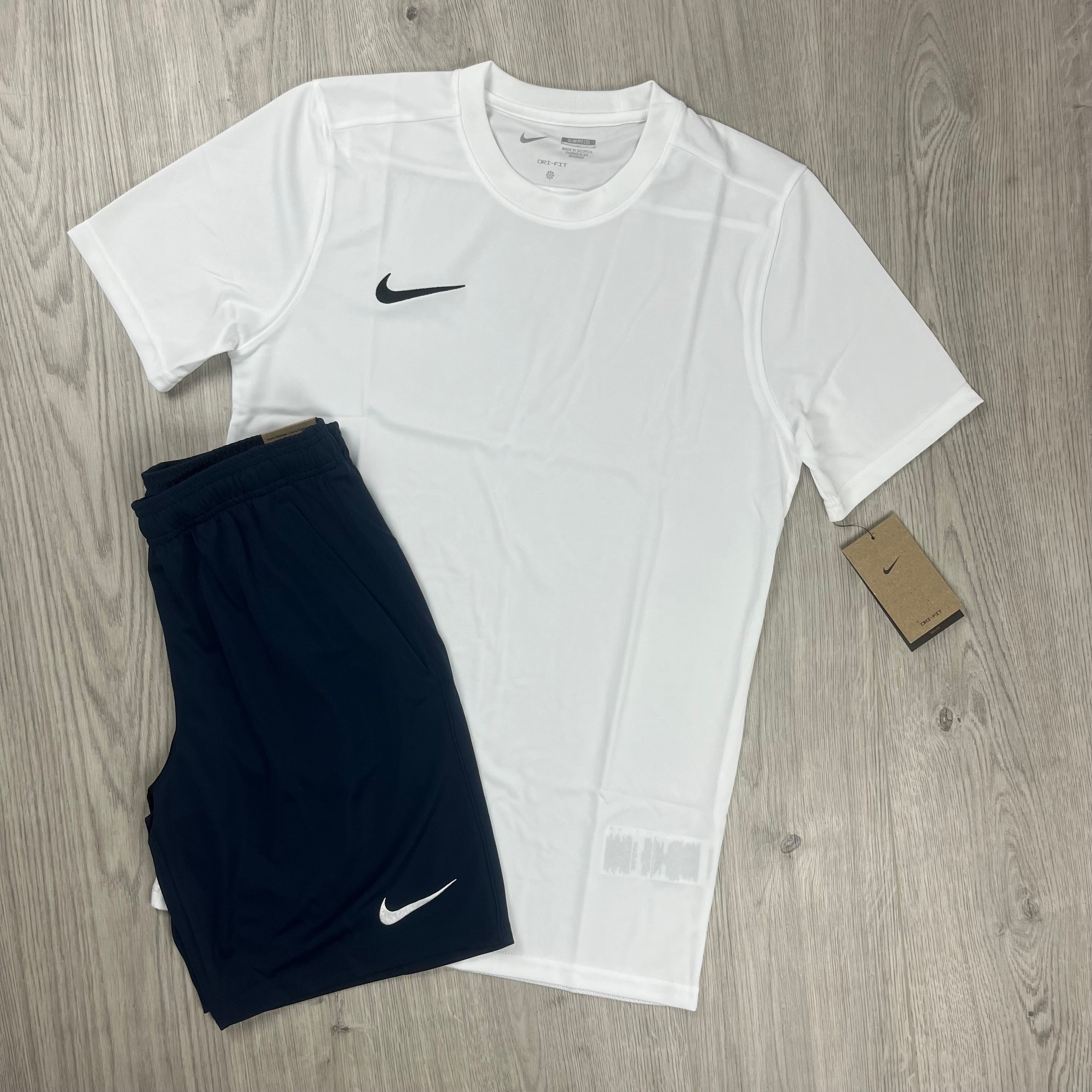 true fit nike
