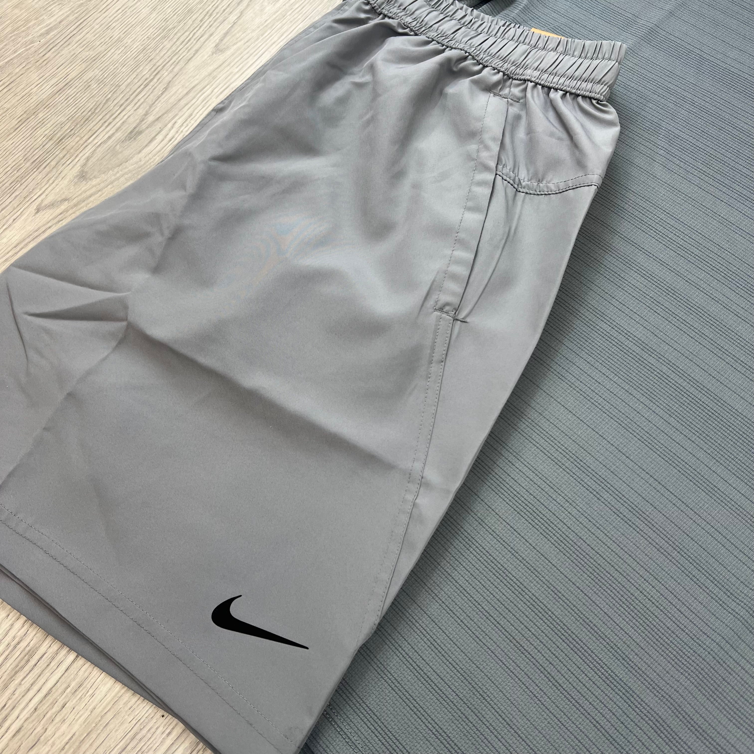 Nike 'Miler' Set - Grey