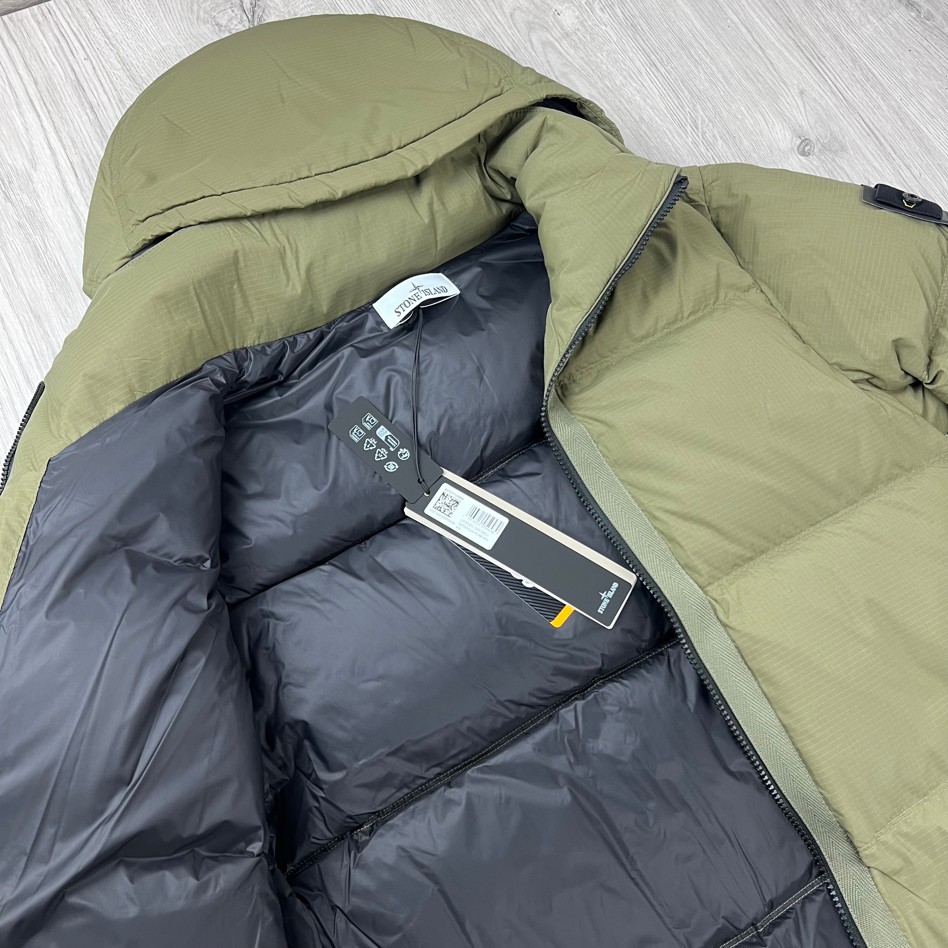 Stone Island | Men's Ripstop Jacket | Military | Outlet Sale