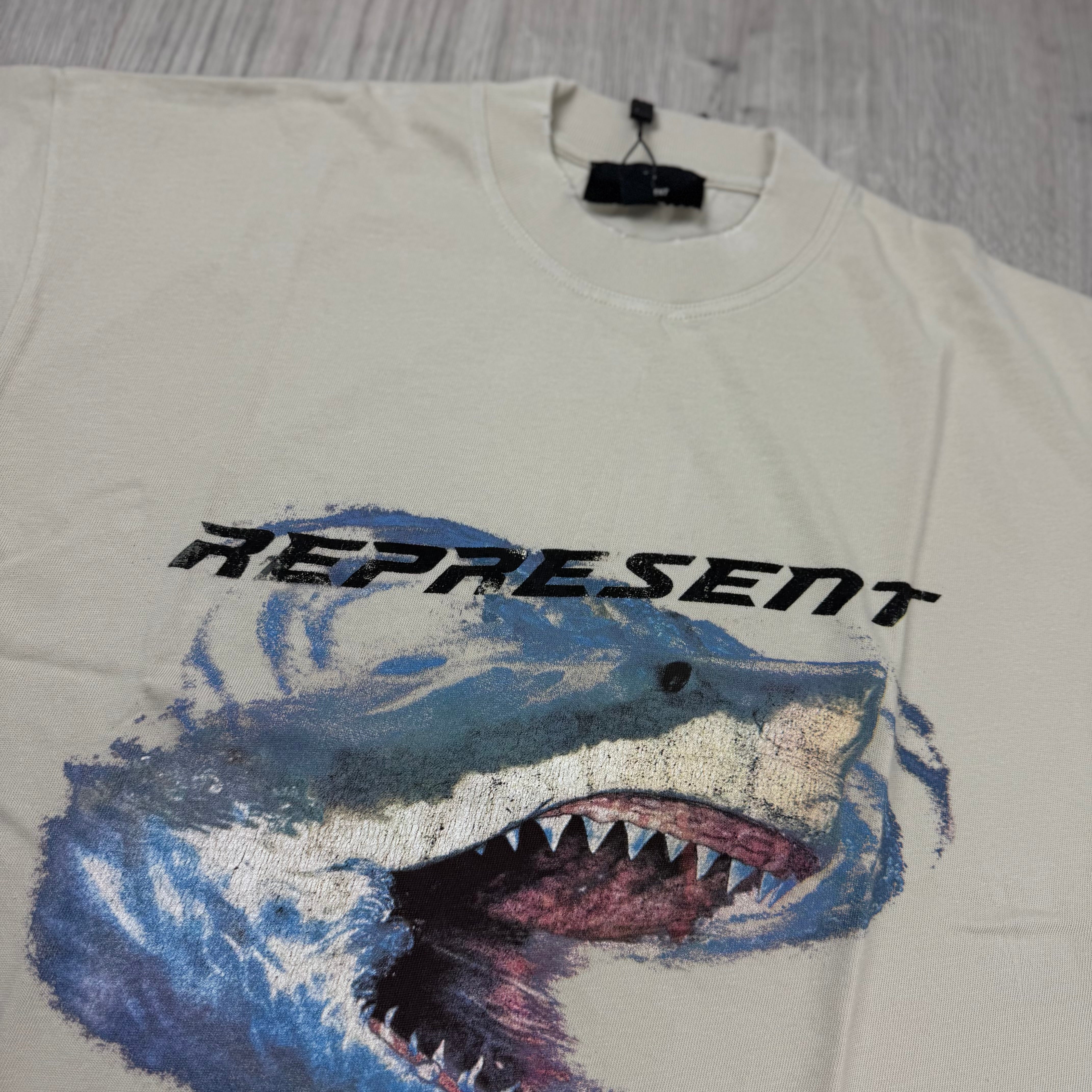 Represent 'Only The Strong' T-Shirt - Vintage White