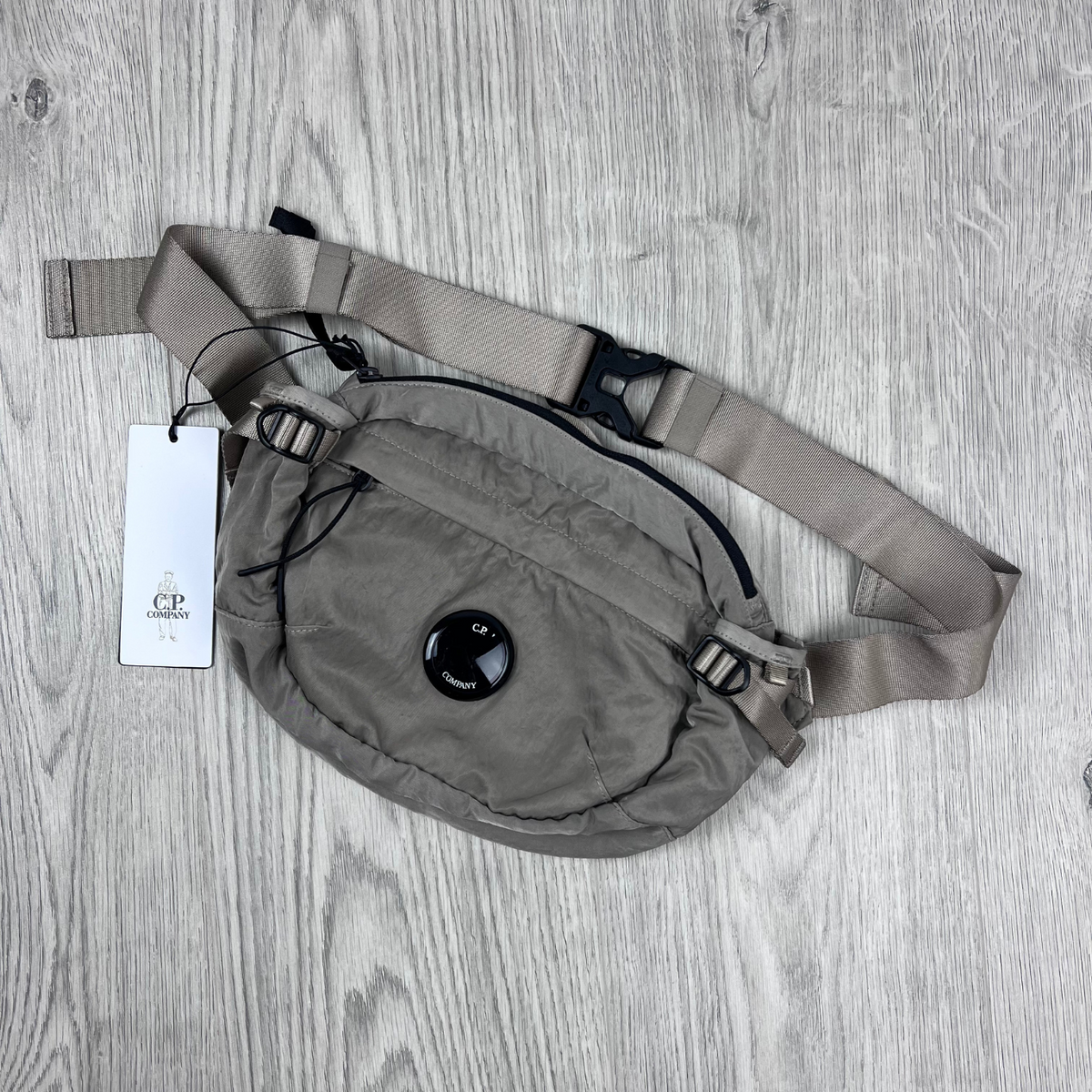 CP Company Men's Zip Chrome Bag Vintage Khaki Outlet Sale