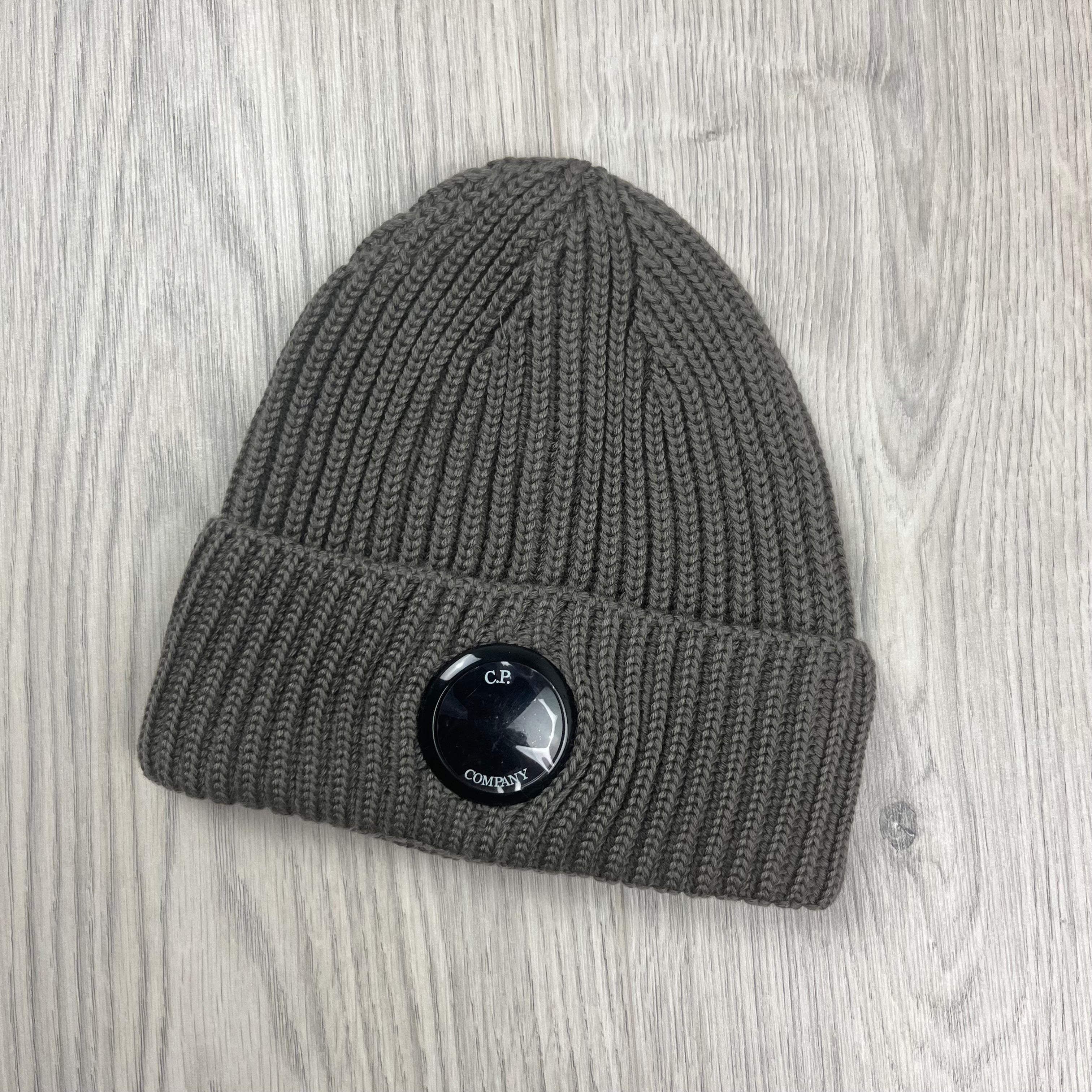 CP Company | Men's Lens Beanie | Walnut Beige | Outlet Sale