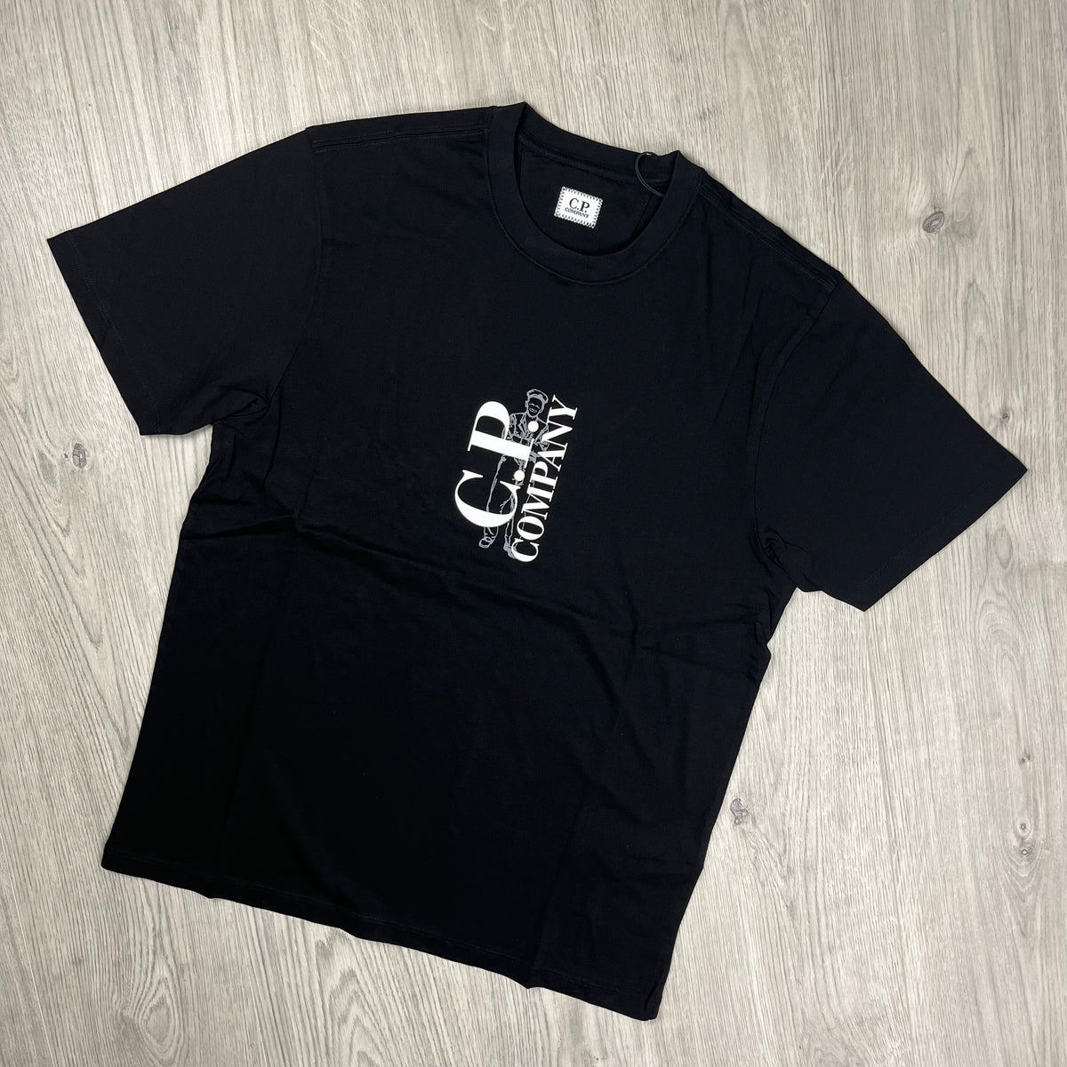 cp-company-vertical-sailor-t- 