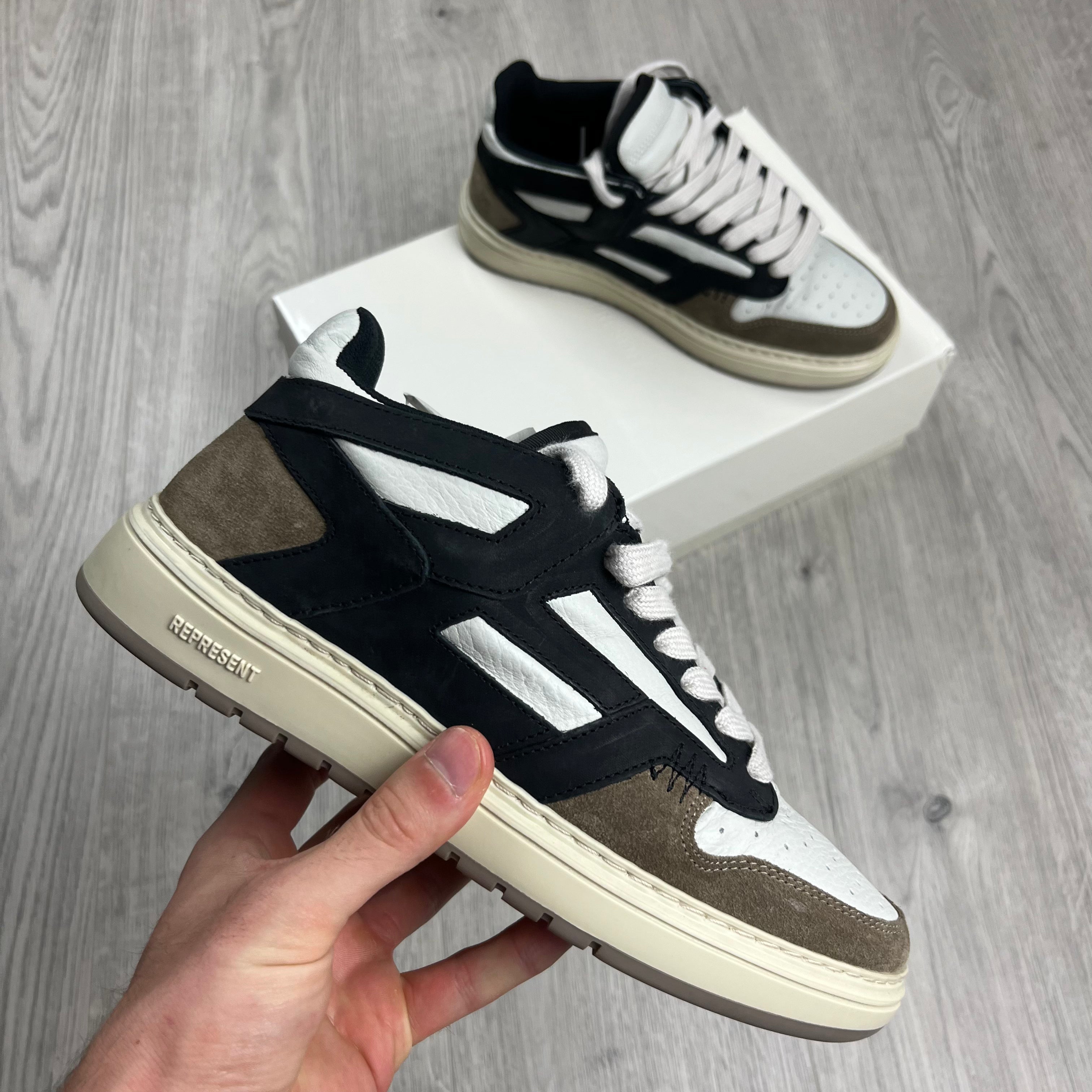 Represent REPRESENT X STOCKX REPTOR 2 スニーカー x StockX Sneakers 