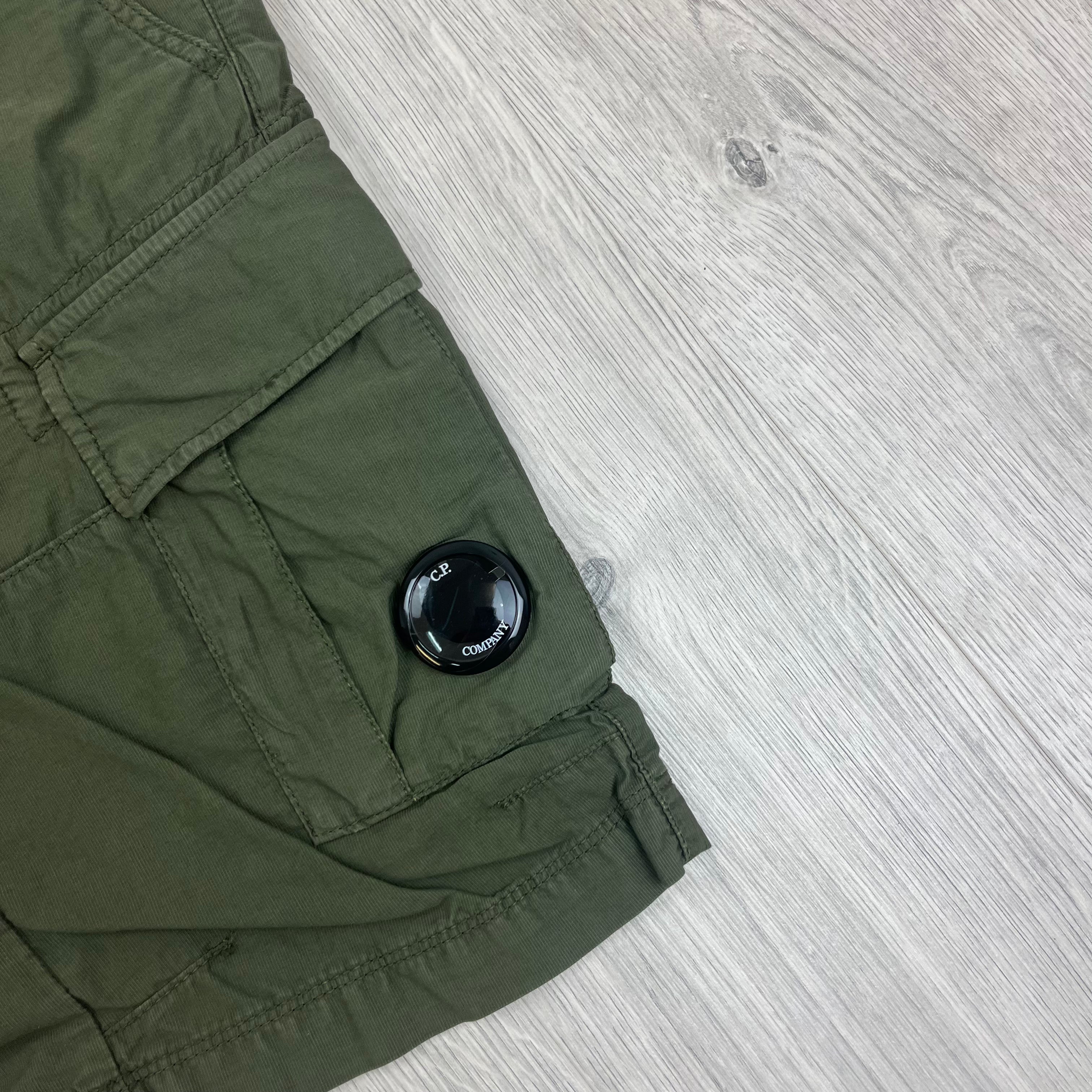 CP Company Cargo Shorts - Bronze Green