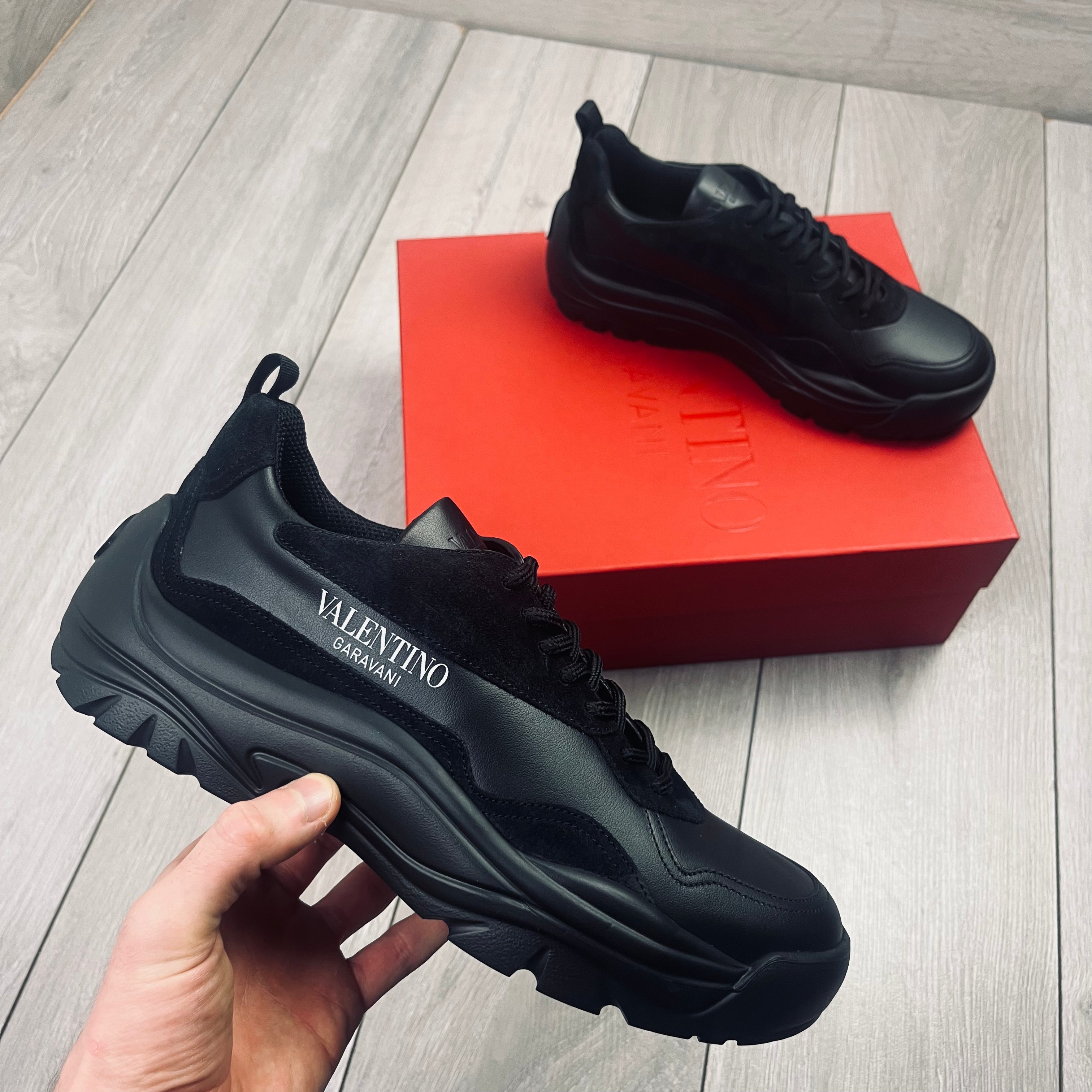 【VALENTINO】GUMBOY SNEAKERS Valentino Gumboy Sneakers - Black